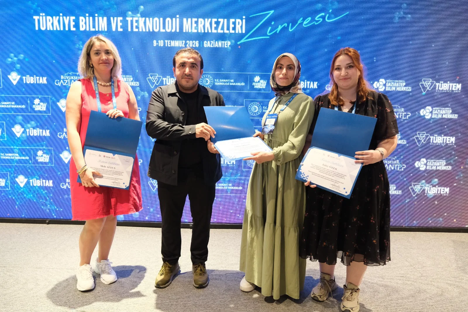 Bilim Uşak’ta Uzman Eğitimciler Hizmet Veriyor Uşak Belediyesi